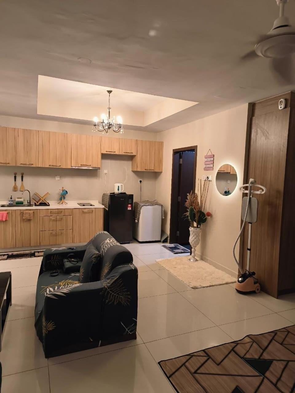 Ksl D'esplanade Apartment's 5 Apartment *